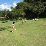 公園で！