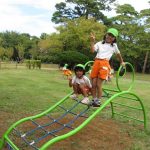 ロープを落ちないように渡るよ。